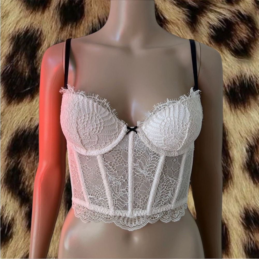 V.S. White Lace Corset♔